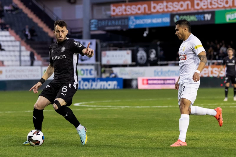 Φαβορί με γκολ