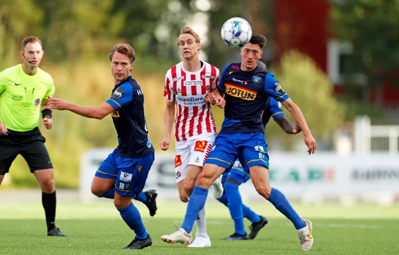 Ψηλά η Σάντεφιορντ