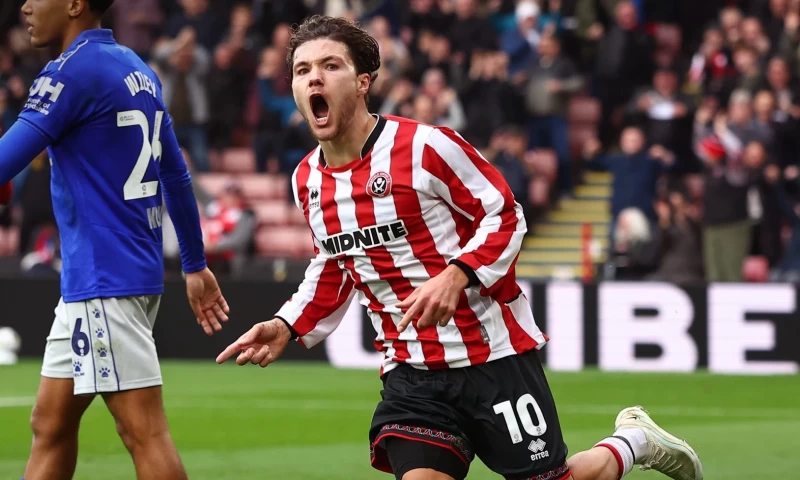 Άσος στο Σέφιλντ, γκολ στο Μπλάκμπερν