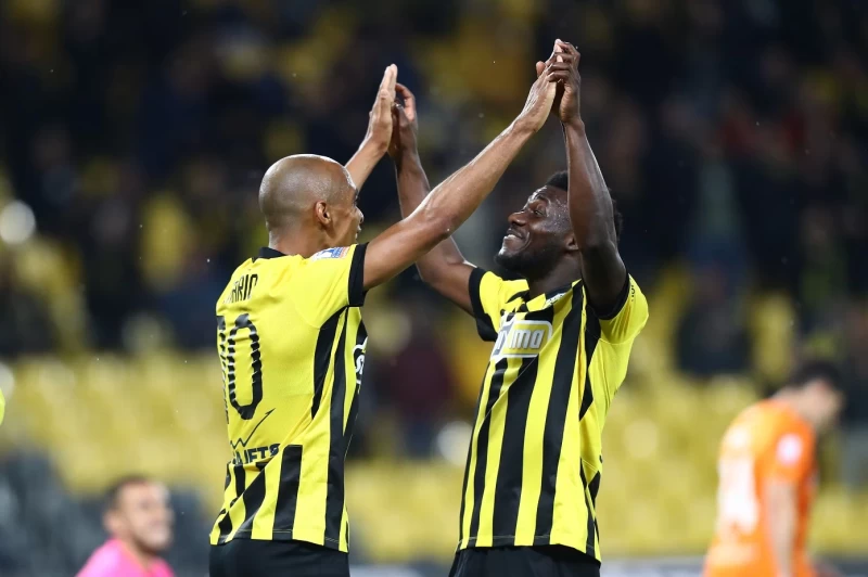 ΑΕΚ-ΟΦΗ 2-0: «Καθάρισε» με διπλή υπογραφή