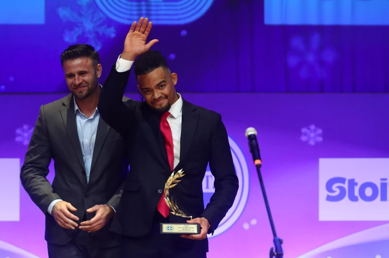 Βραβεία ΠΣΑΤ 2025: Ο Εμμανουήλ Καραλής κορυφαίος αθλητής της χρονιάς