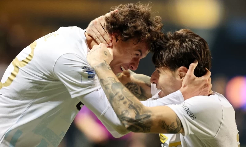 Πέρασε με πεντάρα από το Αγρίνιο η ΑΕΚ