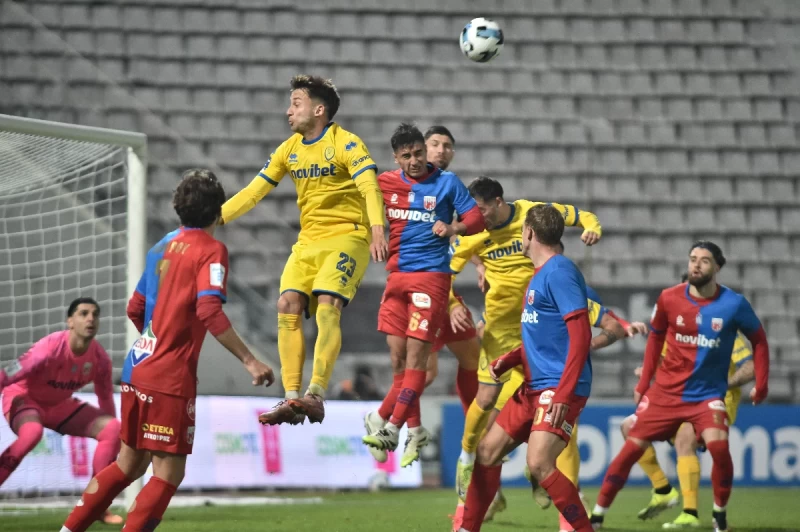 Super League: Αγγίζει τετράδα ο Βόλος! 