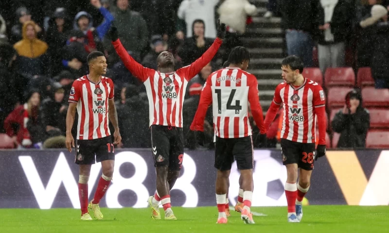 Πρέμιερ Λιγκ: Λίγα γκολ στο Μέρσεϊσαϊντ, πολλά στο Λονδίνο