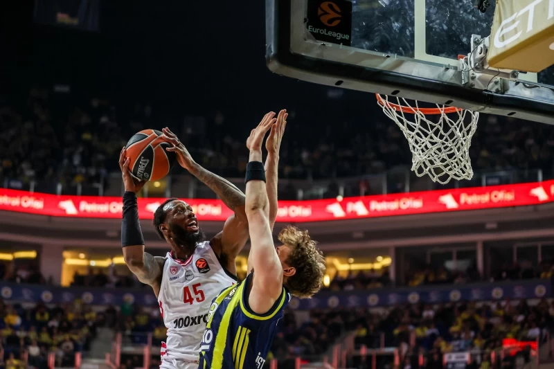 Φενέρμπαχτσε-Ολυμπιακός 88-80: Έμεινε από λύσεις