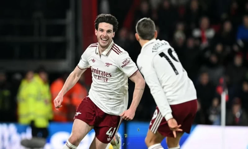 Πέρασε από την έδρα της Μπόρνμουθ η Άρσεναλ