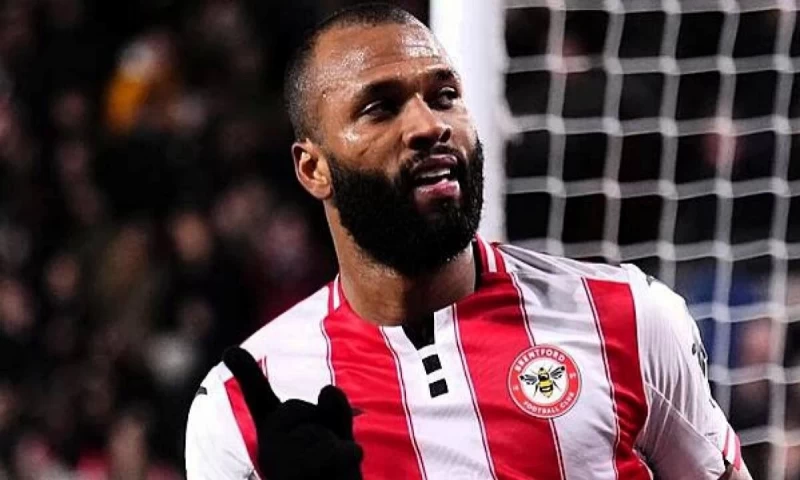 Πρέμιερ Λιγκ: Mπορεί το διπλό η Τσέλσι