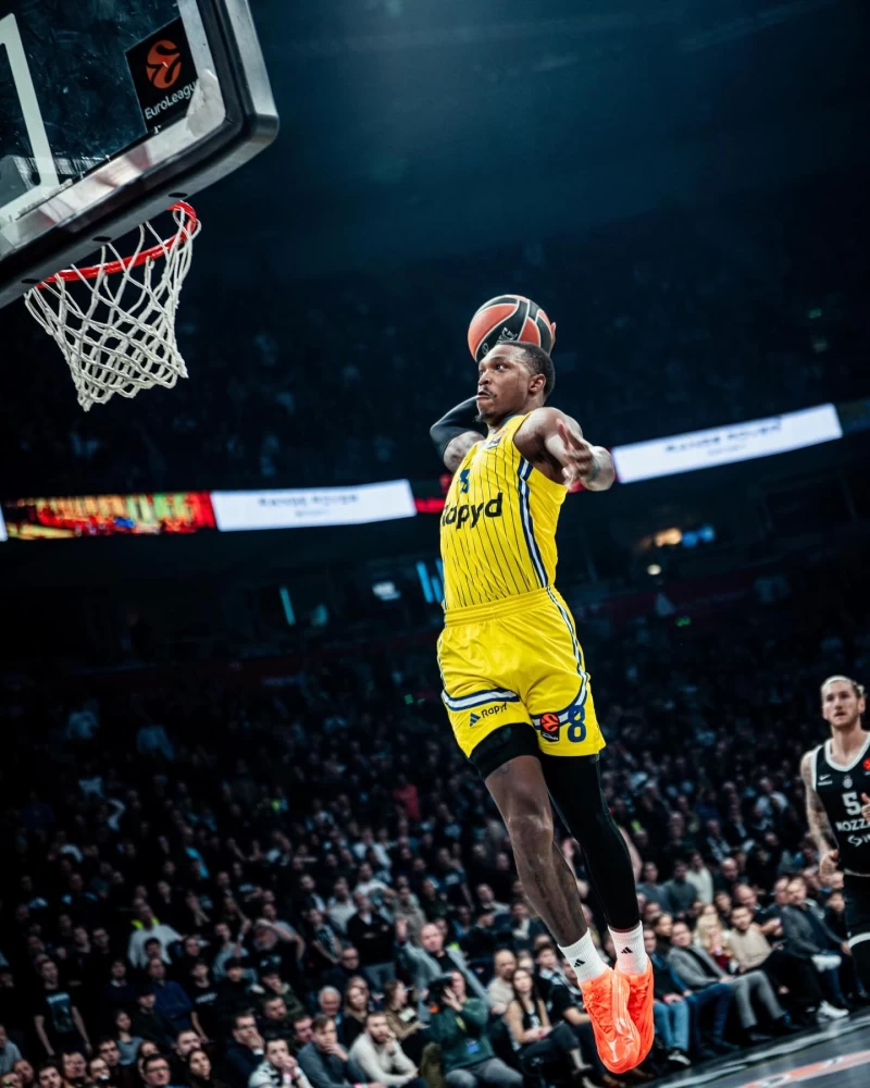 Με φόρα η Μακάμπι