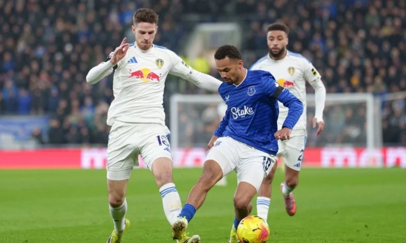 Μοιρασιά ανάμεσα σε Έβερτον και Λιντς