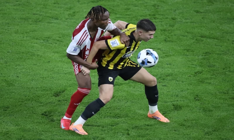 Αγωνία στην κορυφή της Super League με ειδικά στοιχήματα!