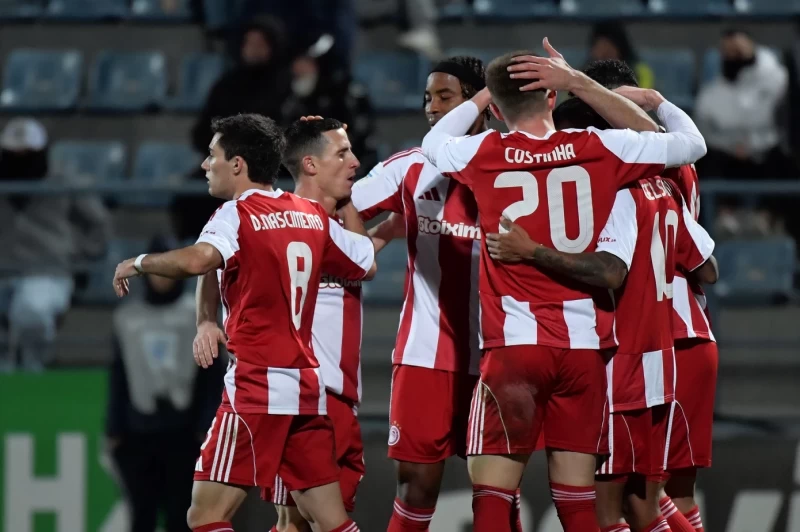 Αστέρας Τρίπολης - Ολυμπιακός 0-3: Ποντένσε,Ταρέμι υπέγραψαν το διπλό κορυφής