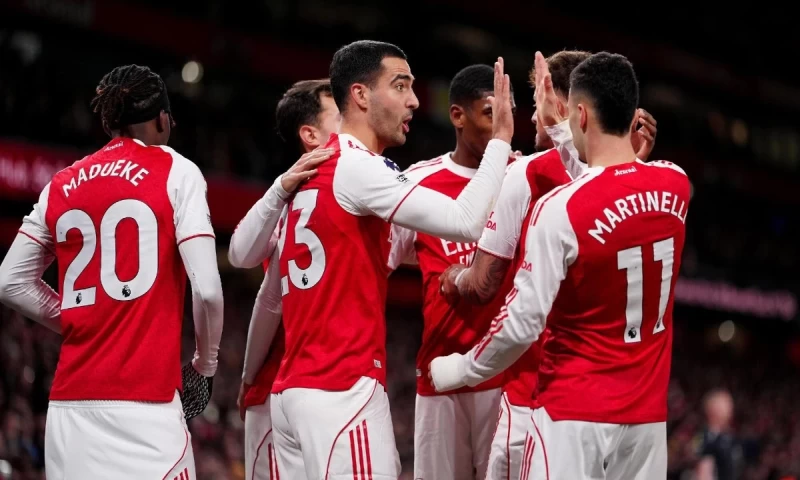 Η πρόκριση στους γηπεδούχους!