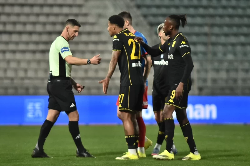 Bόλος – Αρης 1-1: Ο Αθανασιάδης του