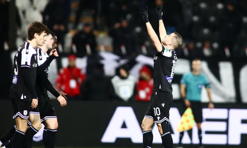 Για τα επτά αετόπουλα…