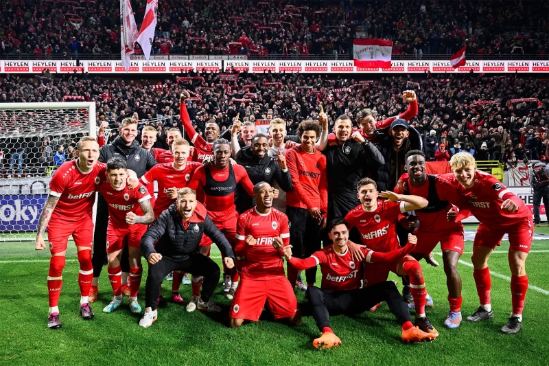 Γκολ σε Λα Λουβιέρ και Λάρνακα