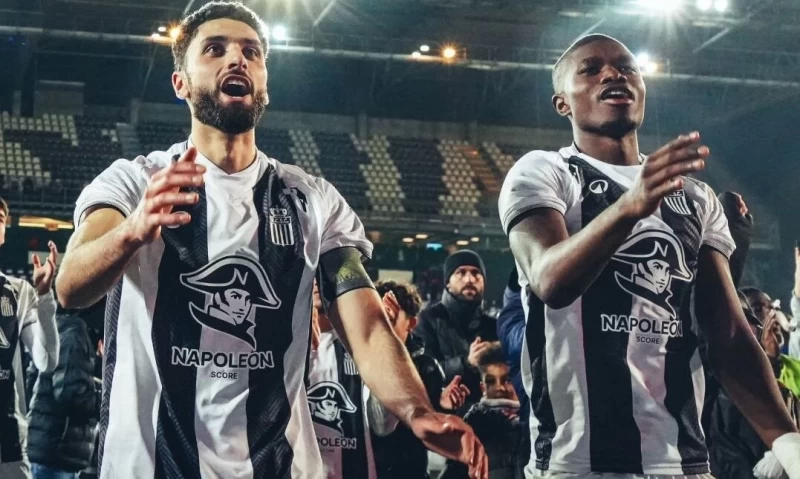 Γκολ στο Ντέντερ