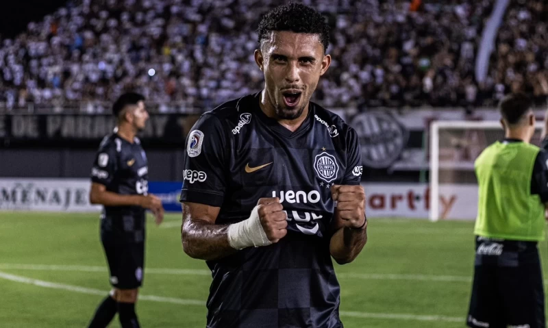 Με Ολίμπια και Καράκας