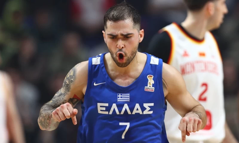 Μαυροβούνιο - Ελλάδα 65-79: Πρωτιά με σούπερ Τολιόπουλο!